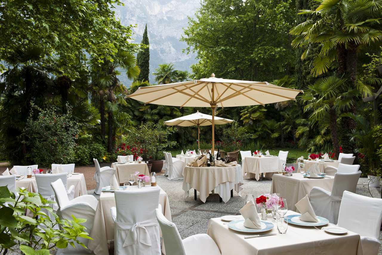 du-lac-et-du-parc-grand-resort-riva-del-garda-food-capannina-00001