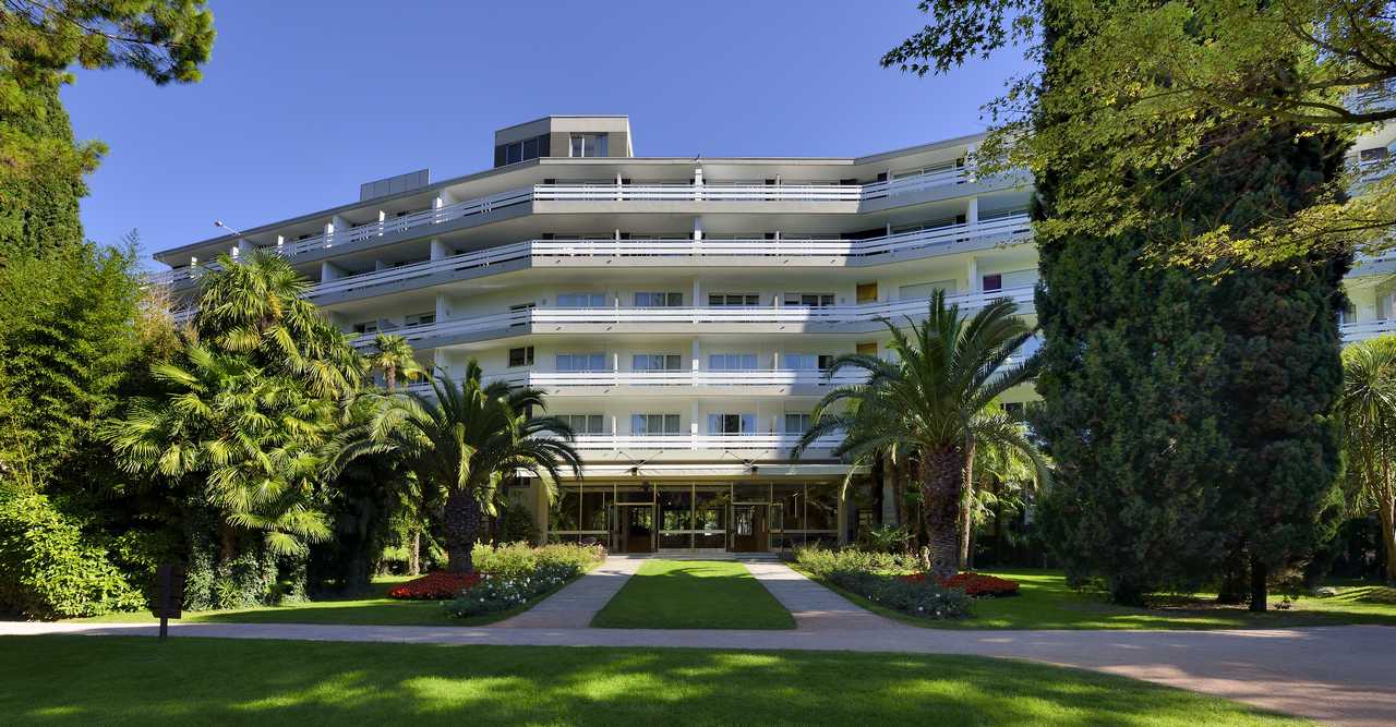 du-lac-et-du-parc-grand-resort-riva-del-garda-hotel-du-lac-00000