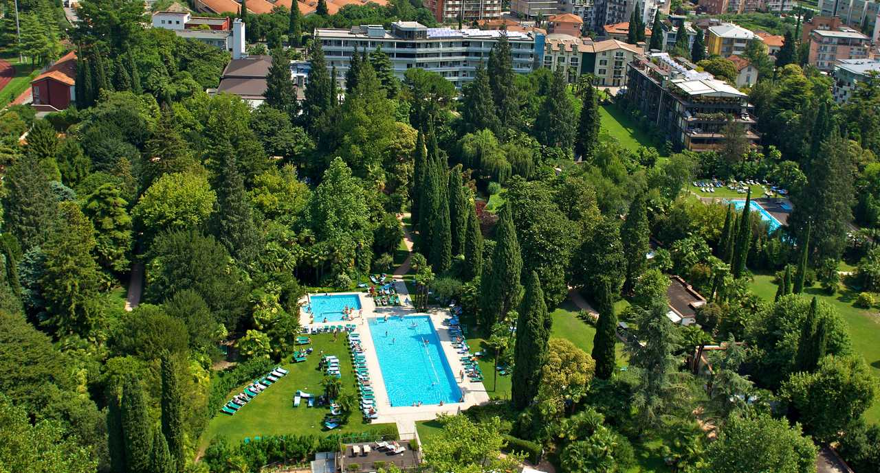 du-lac-et-du-parc-grand-resort-riva-del-garda-park-00003