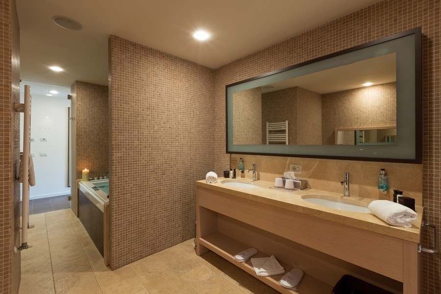 camere-suite-hotel-principe-di-lazise-10