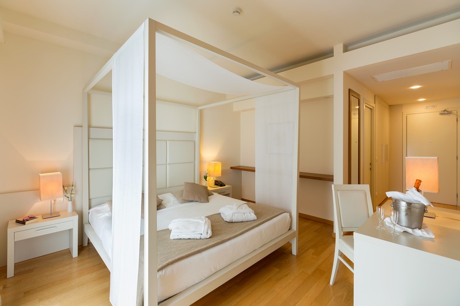 camere-suite-hotel-principe-di-lazise-14